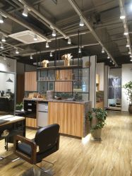 -Mentor Hair Salon