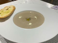 奶油蘑菇汤-娜娜家·Nana's restaurant(国金汇店)