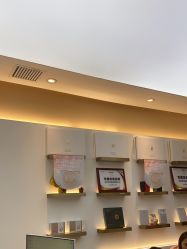 -万阡国际专业祛斑·祛痣·祛疤连锁
