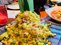 黄金菠萝海鲜炒饭-越谜·越南餐厅(长白店)