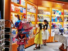 -西西弗书店&矢量咖啡(凯德晶萃广场店)