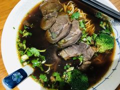 牛肉筋腩面-囿面传统制面馆(中央路店)