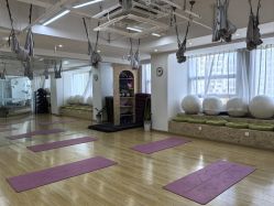 -Your Yoga Pilates·瑜伽普拉提习练室