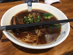 虎皮大肉面-囿面传统制面馆(中央路店)