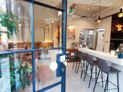 -Fridi Patisserie Cafe