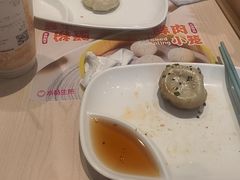 -小杨生煎(金山百联购物中心3楼店)