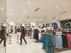 -优衣库(昆明七彩METOWN购物中心店)