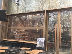 -星巴克臻选(南京艾尚天地店)