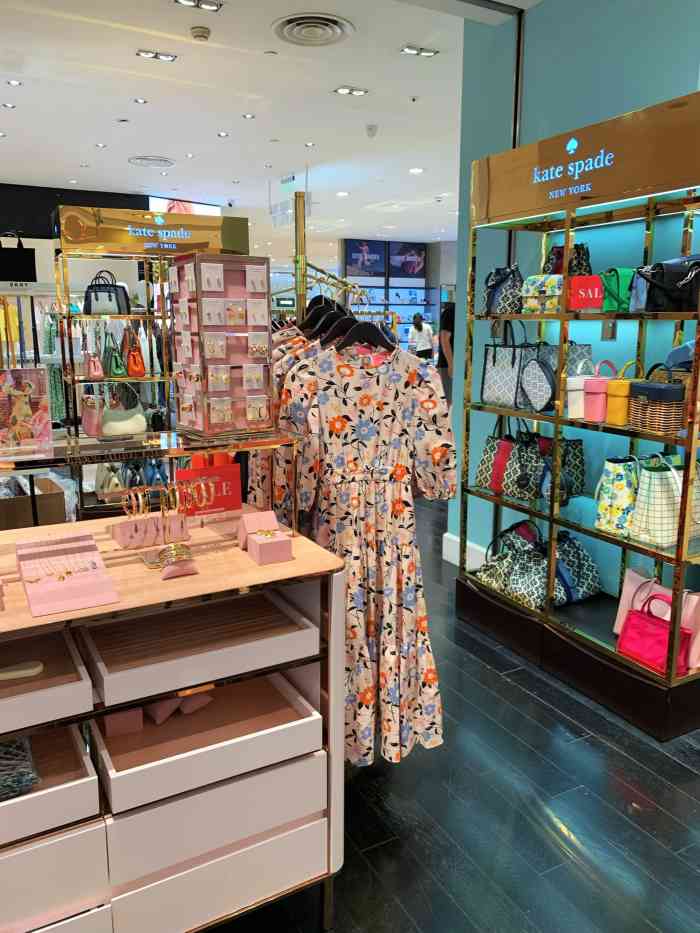 kate spade(久光百货店)-"商品:配饰 在网上看到耳环有点想买,但.