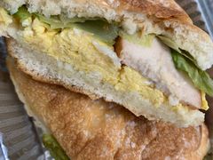 熏鸡肉滑蛋帕尼尼-必胜客(欧亚卖场店)