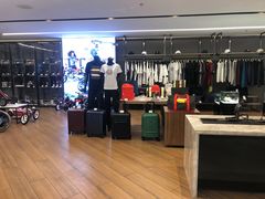 -北京盈之宝宝马&MINI4S店(望京店)