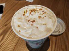 太妃榛果风味糖脆拿铁-星巴克(苏州昆山花桥游站店)