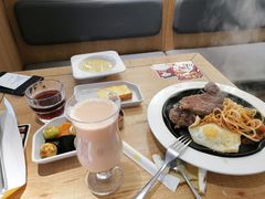 -豪客来牛排(人民东路店)