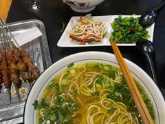 -杨记清芳牛肉拉面(宝龙广场店)