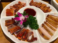 烧腊拼盘-周锦记广式餐厅