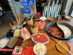 -萍姐火锅·公路夜市(武汉首店)