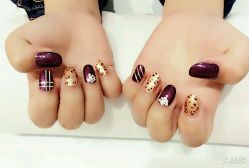-孔雀手美甲美睫护理