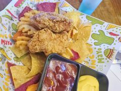 -Famous肥猫墨西哥音乐餐吧(五棵松华熙LIVE店)