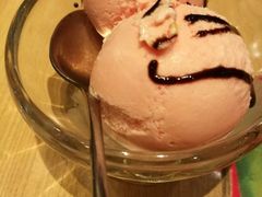-必胜客(欧亚卖场店)