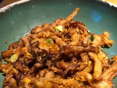 -吃饭皇帝大土家民族菜(正大广场店)