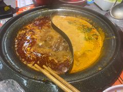 -生活如沸·顺德水牛奶火锅(大学路店)