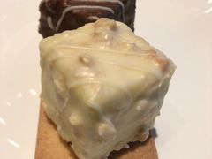 -星巴克臻选(南京艾尚天地店)