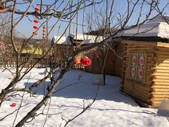 -采薇庄园四季滑雪场