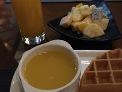 -戈尔登酒店·满堂彩咖啡厅