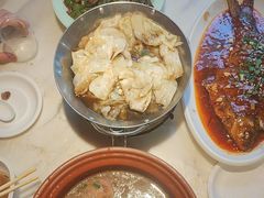 -老街烧烤大排档·地道湖北菜·龙虾馆(汉口火车站店)