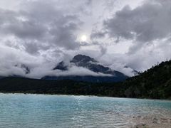 -玉龙雪山游客服务中心