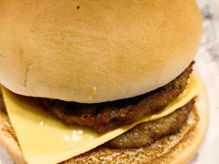 芝士汁汁牛肉汉堡-肯德基(烟台万象汇店)