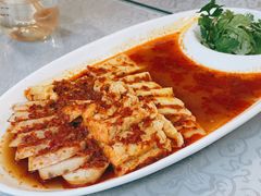 -汗腾格里·风味餐厅(新疆驻京办店)