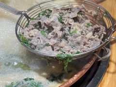 -洱火云南酸菜牛肉火锅(石景山当代商城店)