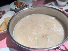 -行家海鲜火锅酒家(静安寺店)