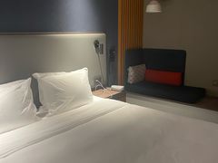 -珠海拱北口岸智选假日酒店