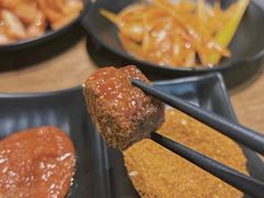 -肉甲韩国木炭烤肉(新壹街1店)