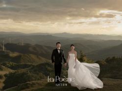 -乐派诗婚纱摄影
