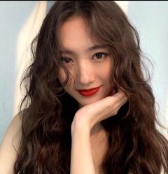 -首脑美发沙龙