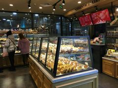面包甜点陈列柜-多乐之日(和平伊势丹店)
