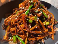 鱿鱼茶树菇-胡桃里音乐酒馆(罗湖HALO广场店)