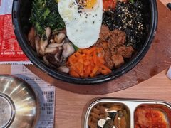 石锅拌饭-米村拌饭(东方新天地店)