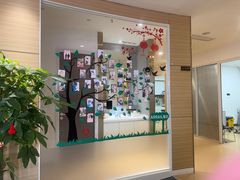 -瑞尔齿科(上海长风大悦城店)
