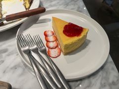 纽约芝士配莓果酱-HERB SPICE(来凤街店)