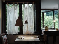靠窗位-素描餐厅(灵隐天竺店)