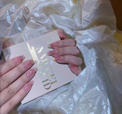 -花系美·美甲美睫精品店