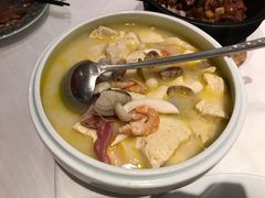 咸虾菌菇煨豆腐-壹零捌道·北京烤鸭(车公庄店)