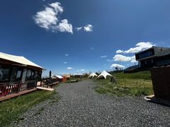 -丝绸之路山地度假区滑雪场