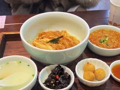 -蟹上黄·蟹黄面·江南糖水(人民广场店)