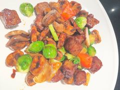 孢子甘蓝菌皇炒牛柳粒-港丽餐厅(天河城店)