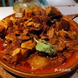 鬼鸡是酸味的，主要是吃个新鲜，还是吃不惯的